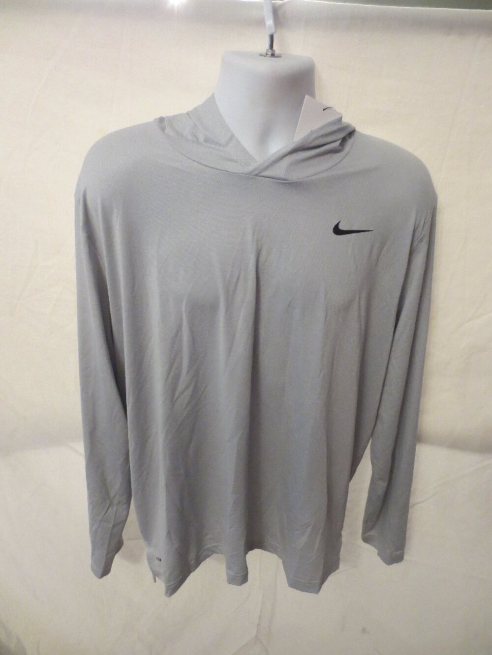 Nike Men's CU9458-012 Dri-Fit LS Hoodie T-Shirt Light Gray Size: Med to XXL NWT